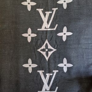 Louis Vuitton Cashmere/Wool Scarf